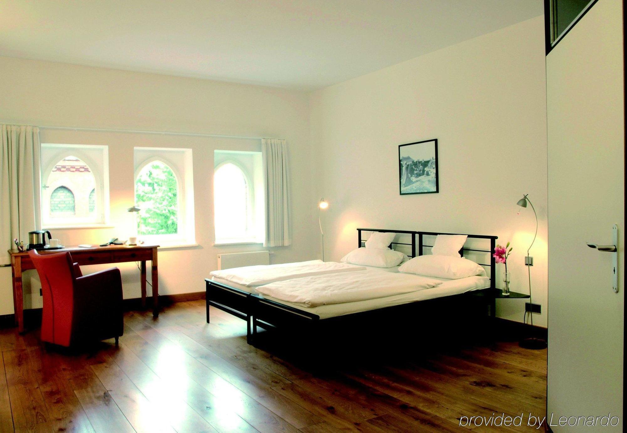 Hotel Mutterhaus Duesseldorf Kültér fotó