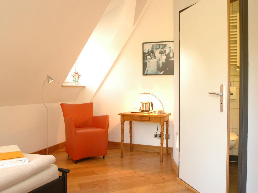 Hotel Mutterhaus Duesseldorf Kültér fotó