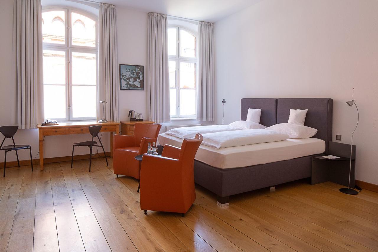 Hotel Mutterhaus Duesseldorf Kültér fotó